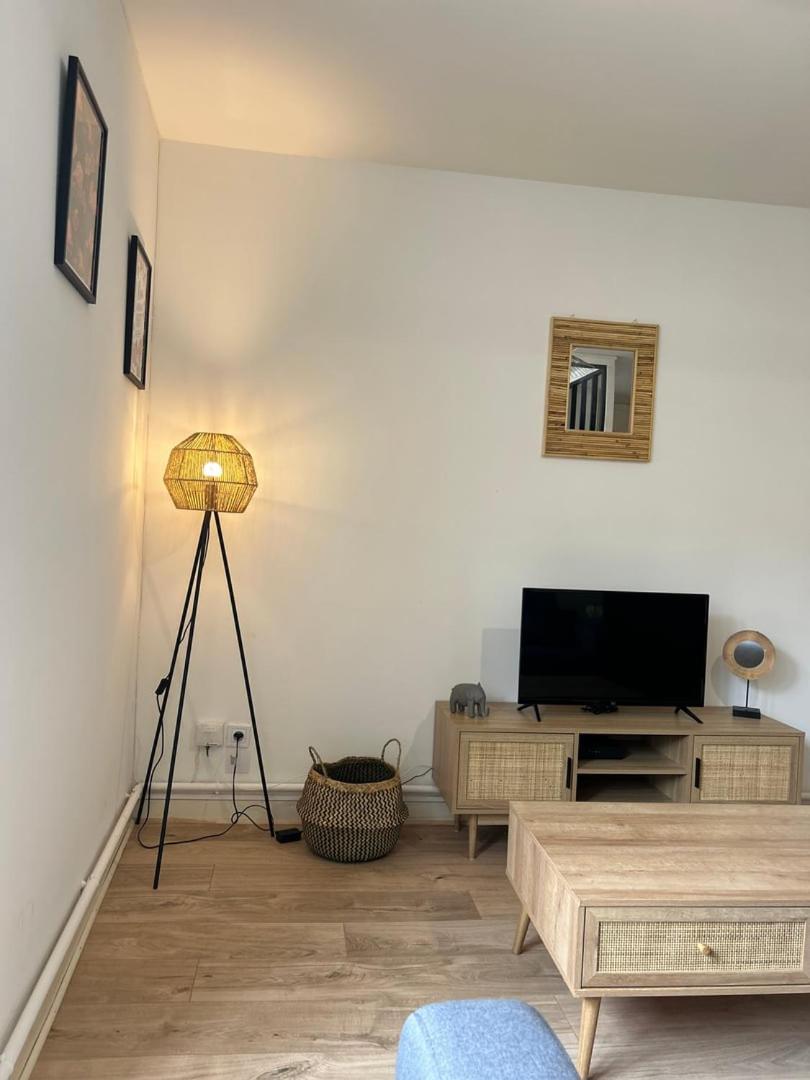 Appartement Les Carmelites : A 5 Min A Pied De La Gare
